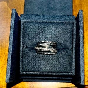 David Yurman Crossover Ring in Sterling Silver with Pavé Diamond’s